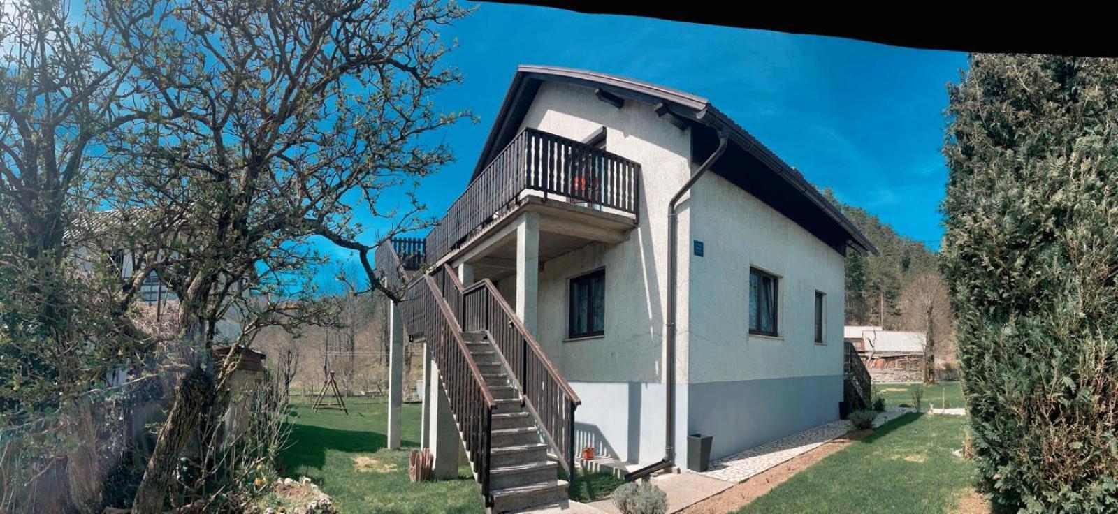 דירות פוז'ינה Apartman Patricia מראה חיצוני תמונה